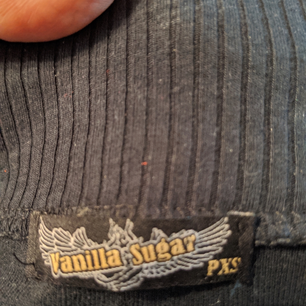 Zip up - Picture 3 of 5